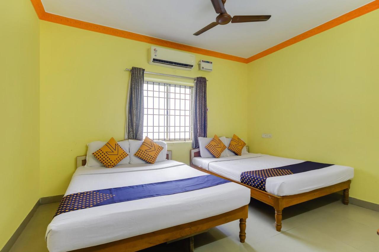 Spot On 75475 Cn Guest House Chennai Exterior photo